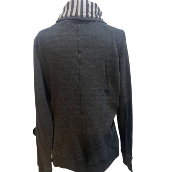 Lululemon In a Cinch Pullover Reversible .   LTOP403 - Picture 2 of 3